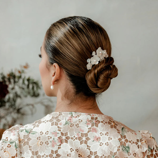 Tocado Pin Flores Concha Nácar (4)