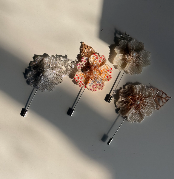 Boutonniere Camelia