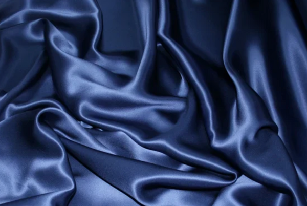 Bata Corta Satín (Familiares y amigas)